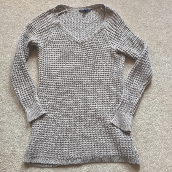 American Eagle Comfy Chunky Beige Sweater - Picture 2 of 4